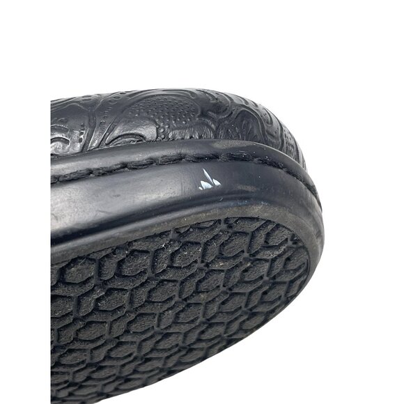 Yuu Women's Slip on Shoes Clogs Bethanee Embossed Tooled Western Style Size 8.5 - Picture 6 of 10